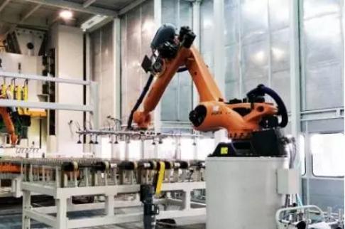 上市一年就销量过万 徐工做重卡也能卖的这么好? - 第6张 - 提加商用车网 上市一年就销量过万 徐工做重卡也能卖的这么好? - 第6张