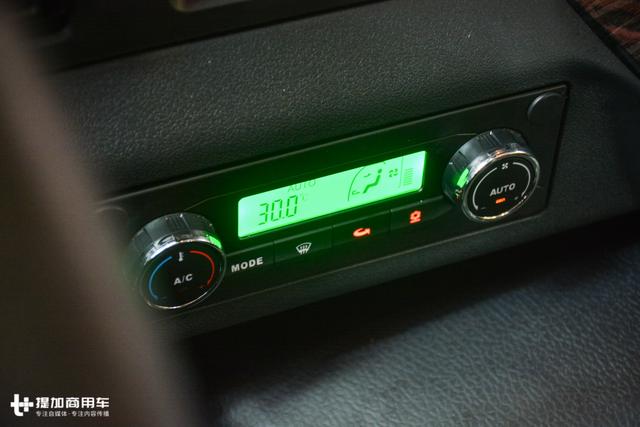 重卡都配制氧机了？越来越细分的重卡版本，各位老司机您挑花眼了吗？