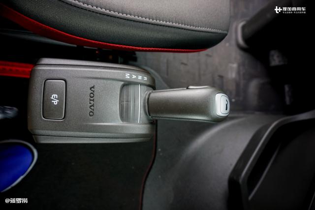 6x4和4X2自由切换，国内首辆沃尔沃最新黑科技卡车详解 - 第16张