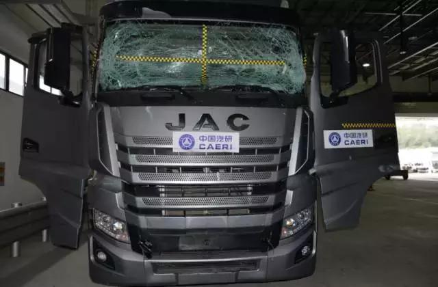 全方位测试碰撞都通过,国产最高安全规格重卡终于诞生? - 第17张 - 提加商用车网 全方位测试碰撞都通过,国产最高安全规格重卡终于诞生? - 第17张