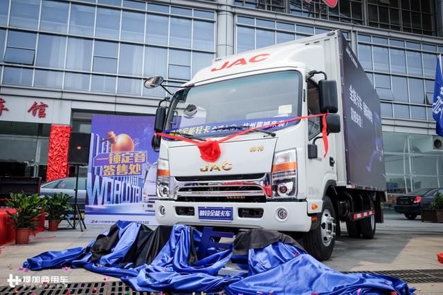 看到配置怕买不起,帅铃轻卡配自动大灯和倒车雷达 - 第5张 - 提加商用车网 看到配置怕买不起,帅铃轻卡配自动大灯和倒车雷达 - 第5张