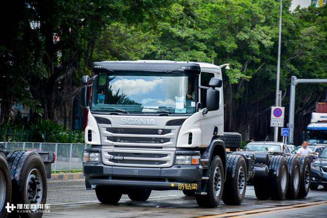 价值几百万，也许是最贵的混凝土泵车底盘，斯堪尼亚5轴卡车实拍 - 第3张