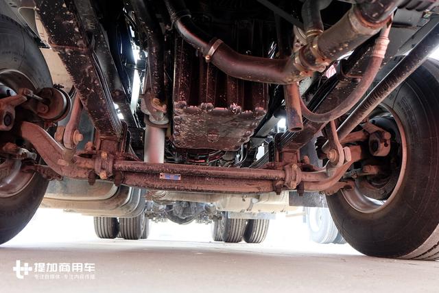 制动升级，卧铺隔热问题解决，如今的天龙重卡品质提升到了新高度 - 第6张