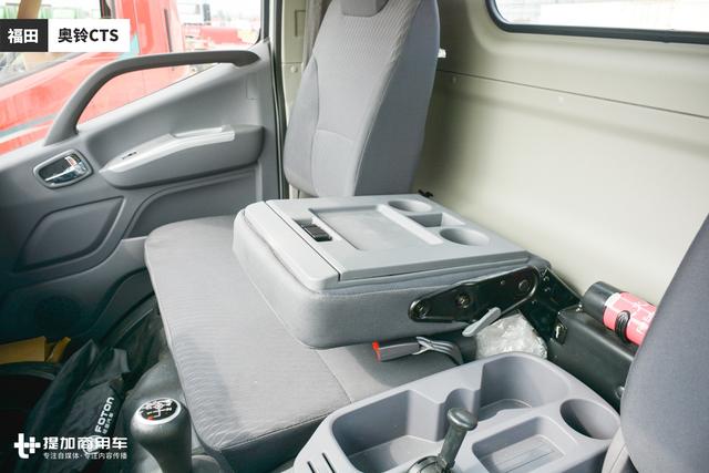 除了前脸几乎没差别了？福田欧马可S3和奥铃CTS轻卡对比评测 - 第22张