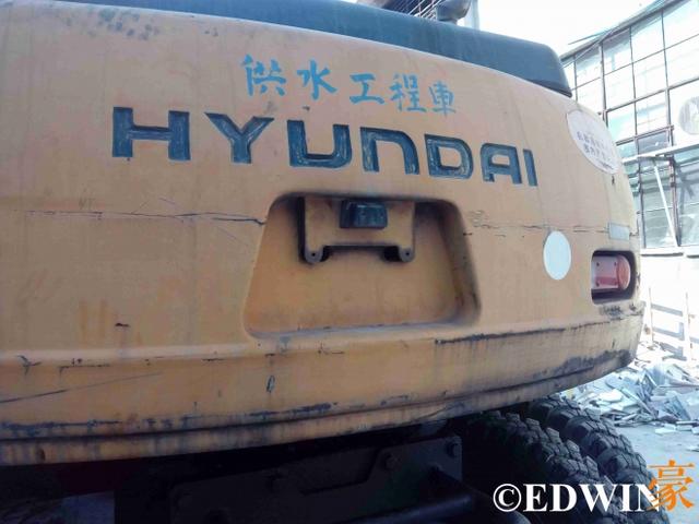 省心与便捷非国产工程机械能比？17年车龄的韩国现代挖掘机实拍 - 第10张