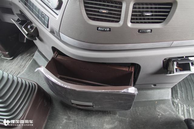 马力加大自重减低，售价40万左右，如今的天龙旗舰重卡已趋成熟？