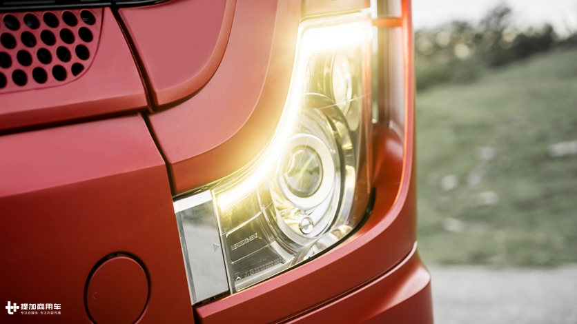 7年后再次改款,奔驰New Actros用摄像头取代了后视镜 - 第2张 - 提加商用车网 7年后再次改款,奔驰New Actros用摄像头取代了后视镜 - 第2张