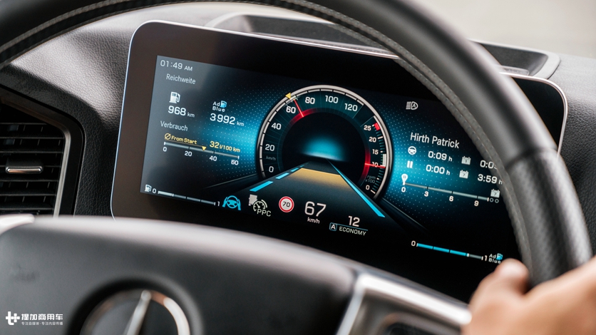 7年后再次改款,奔驰New Actros用摄像头取代了后视镜 - 第12张 - 提加商用车网 7年后再次改款,奔驰New Actros用摄像头取代了后视镜 - 第12张