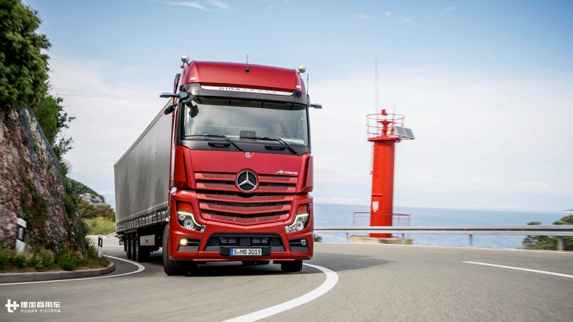 7年后再次改款,奔驰New Actros用摄像头取代了后视镜 - 第9张 - 提加商用车网 7年后再次改款,奔驰New Actros用摄像头取代了后视镜 - 第9张