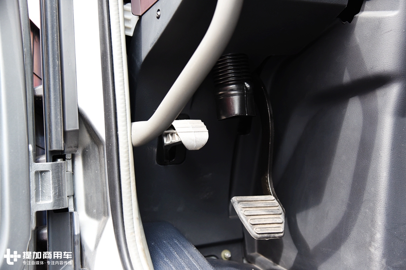 大运重卡几乎没有自己的东西,为啥还能火起来?老司机为您揭秘! - 第21张 - 提加商用车网 大运重卡几乎没有自己的东西,为啥还能火起来?老司机为您揭秘! - 第21张