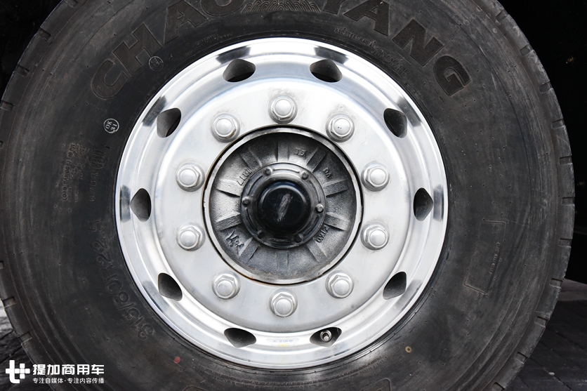 15.6升排量发动机,还有五十铃技术,庆铃巨咖重卡为何还是卖不好? - 第10张 - 提加商用车网 15.6升排量发动机,还有五十铃技术,庆铃巨咖重卡为何还是卖不好? - 第10张