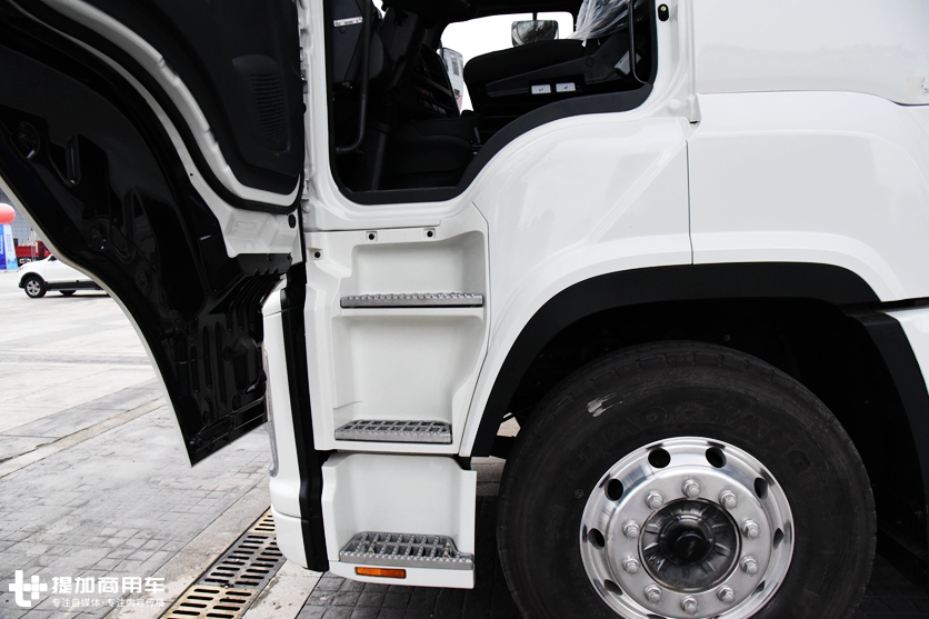 15.6升排量发动机,还有五十铃技术,庆铃巨咖重卡为何还是卖不好? - 第12张 - 提加商用车网 15.6升排量发动机,还有五十铃技术,庆铃巨咖重卡为何还是卖不好? - 第12张