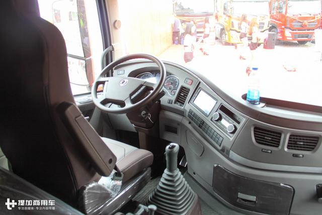 马力加大自重减低，售价40万左右，如今的天龙旗舰重卡已趋成熟？