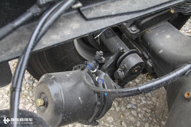 马力加大自重减低，售价40万左右，如今的天龙旗舰重卡已趋成熟？