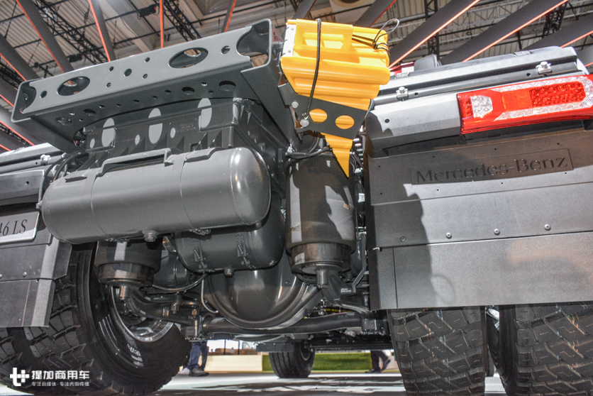 4X2和4X4随意切换,货运越野两不误,带您见识奔驰和雷诺卡车的“黑科技” - 第12张 - 提加商用车网 4X2和4X4随意切换,货运越野两不误,带您见识奔驰和雷诺卡车的“黑科技” - 第12张