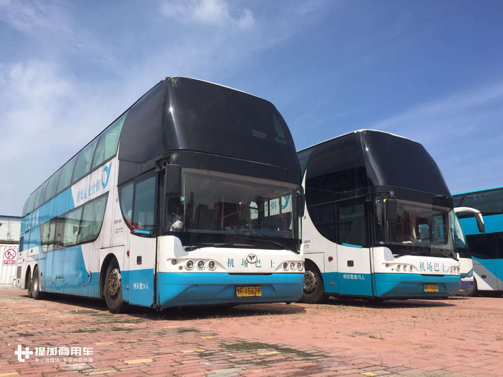 460马力,10多年前就售价200多万,曾经的国产豪华双层大巴实拍 - 第16张 - 提加商用车网 460马力,10多年前就售价200多万,曾经的国产豪华双层大巴实拍 - 第16张