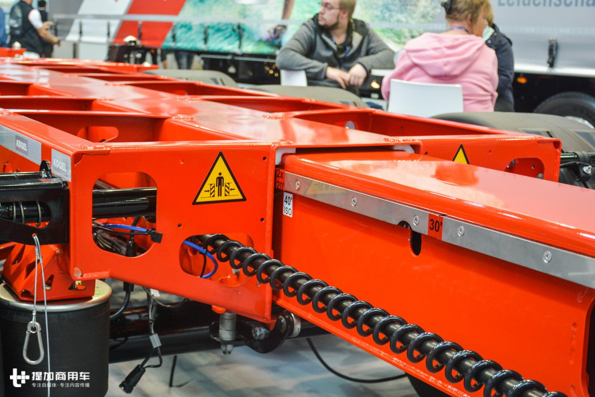 侧帘车自重不到6吨,标配空气悬架和单胎,欧洲与国内挂车区别太大 - 第27张 - 提加商用车网 侧帘车自重不到6吨,标配空气悬架和单胎,欧洲与国内挂车区别太大 - 第27张