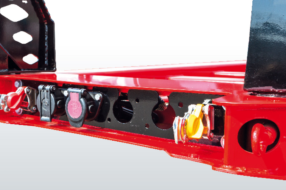 侧帘车自重不到6吨,标配空气悬架和单胎,欧洲与国内挂车区别太大 - 第29张 - 提加商用车网 侧帘车自重不到6吨,标配空气悬架和单胎,欧洲与国内挂车区别太大 - 第29张