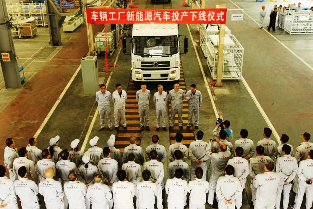 续航里程高达365公里,首款东风天锦纯电动城市环卫车正式下线 - 第3张 - 提加商用车网 续航里程高达365公里,首款东风天锦纯电动城市环卫车正式下线 - 第3张
