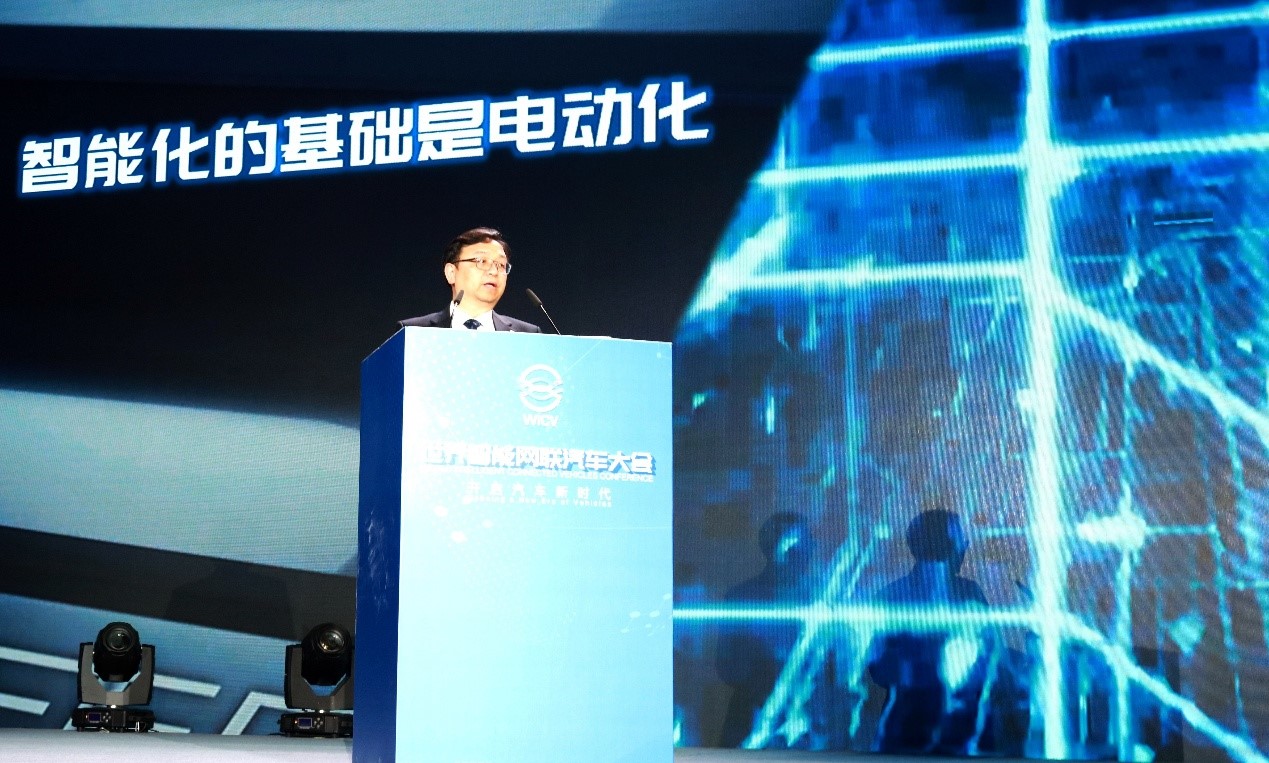王传福:汽车智能化的关键是开放 中国有机会领跑全球 - 第1张 - 提加商用车网 王传福:汽车智能化的关键是开放 中国有机会领跑全球 - 第1张