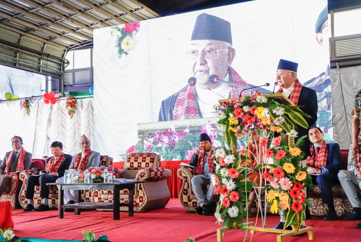 迎接C6“入住”,选用e6为座驾,尼泊尔总理:我就是比亚迪的代言人! - 第2张 - 提加商用车网 迎接C6“入住”,选用e6为座驾,尼泊尔总理:我就是比亚迪的代言人! - 第2张