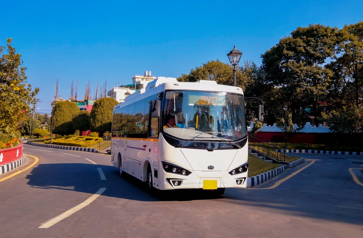 迎接C6“入住”,选用e6为座驾,尼泊尔总理:我就是比亚迪的代言人! - 第10张 - 提加商用车网 迎接C6“入住”,选用e6为座驾,尼泊尔总理:我就是比亚迪的代言人! - 第10张