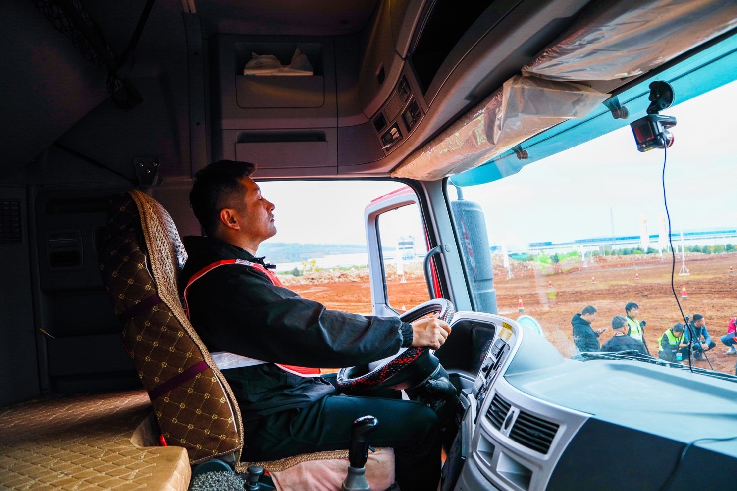 高端公路运输自卸车性能测试 欧曼GTL力压红岩C500、解放J6P夺冠 - 第15张 - 提加商用车网 高端公路运输自卸车性能测试 欧曼GTL力压红岩C500、解放J6P夺冠 - 第15张