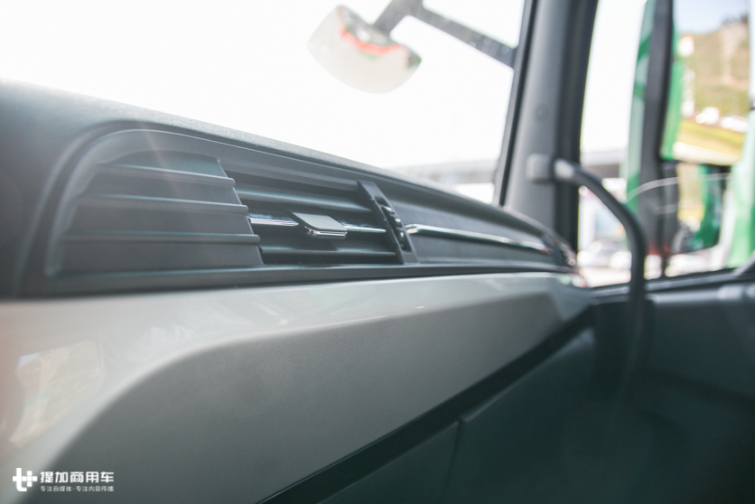 东风商用车与中国邮政签署857台大订单,首批311辆天锦KR交付 - 第6张 - 提加商用车网 东风商用车与中国邮政签署857台大订单,首批311辆天锦KR交付 - 第6张