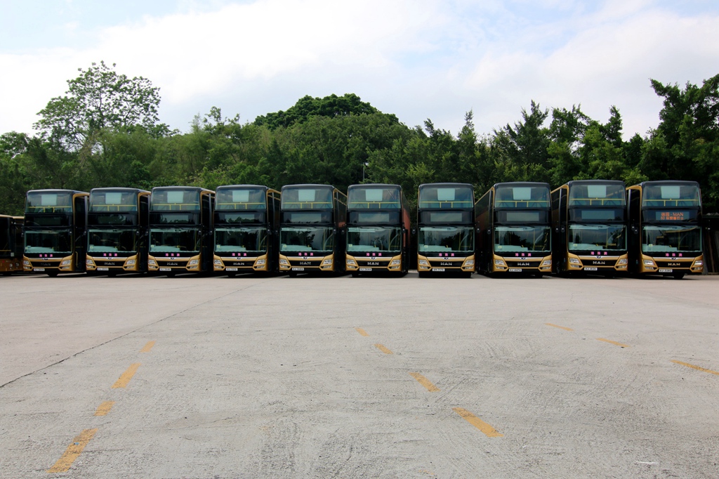 雄关“曼”道,百余台曼恩卡客车迈步港珠澳大桥 - 第2张 - 提加商用车网 雄关“曼”道,百余台曼恩卡客车迈步港珠澳大桥 - 第2张