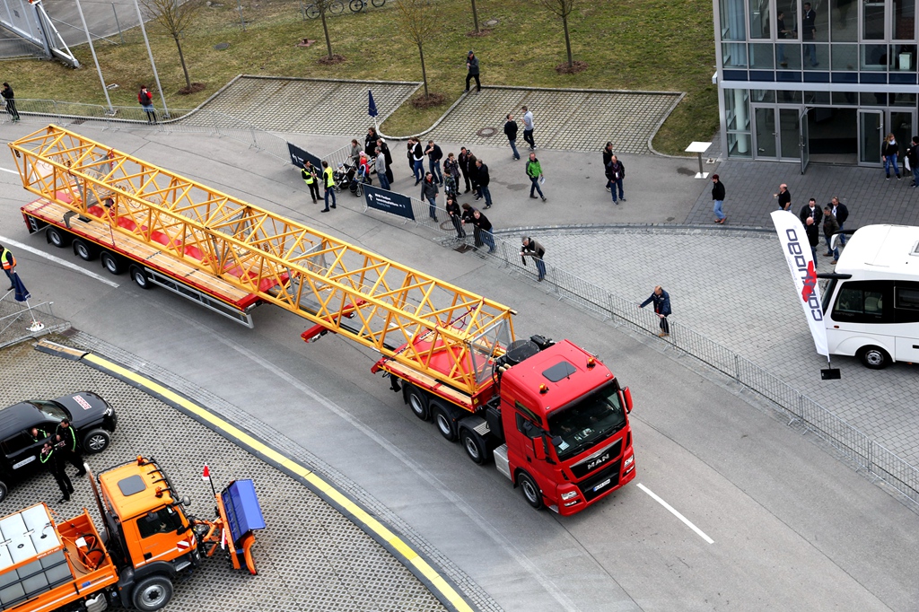 雄关“曼”道,百余台曼恩卡客车迈步港珠澳大桥 - 第3张 - 提加商用车网 雄关“曼”道,百余台曼恩卡客车迈步港珠澳大桥 - 第3张