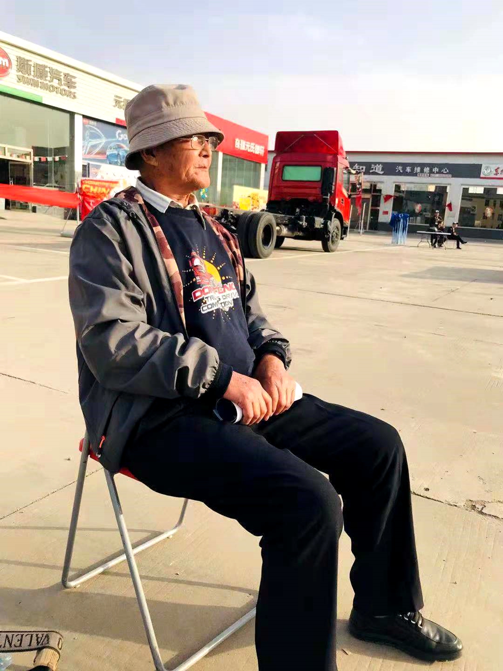 老中青三代司机点赞东风,天龙哥大赛石家庄站现场“三宗最” - 第9张 - 提加商用车网 老中青三代司机点赞东风,天龙哥大赛石家庄站现场“三宗最” - 第9张