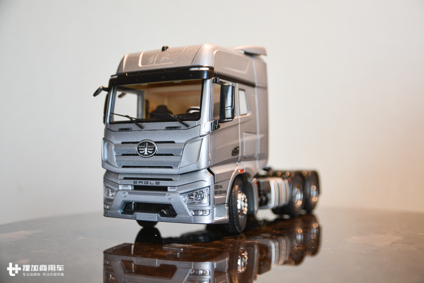 解放J7锌合金车模开箱，网传售价超900元 - 第3张