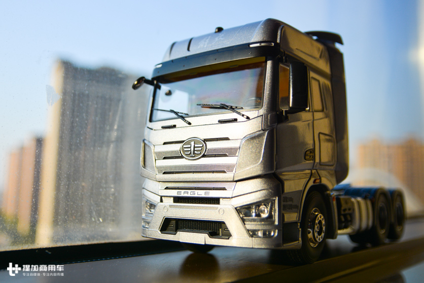 解放J7锌合金车模开箱，网传售价超900元 - 第14张