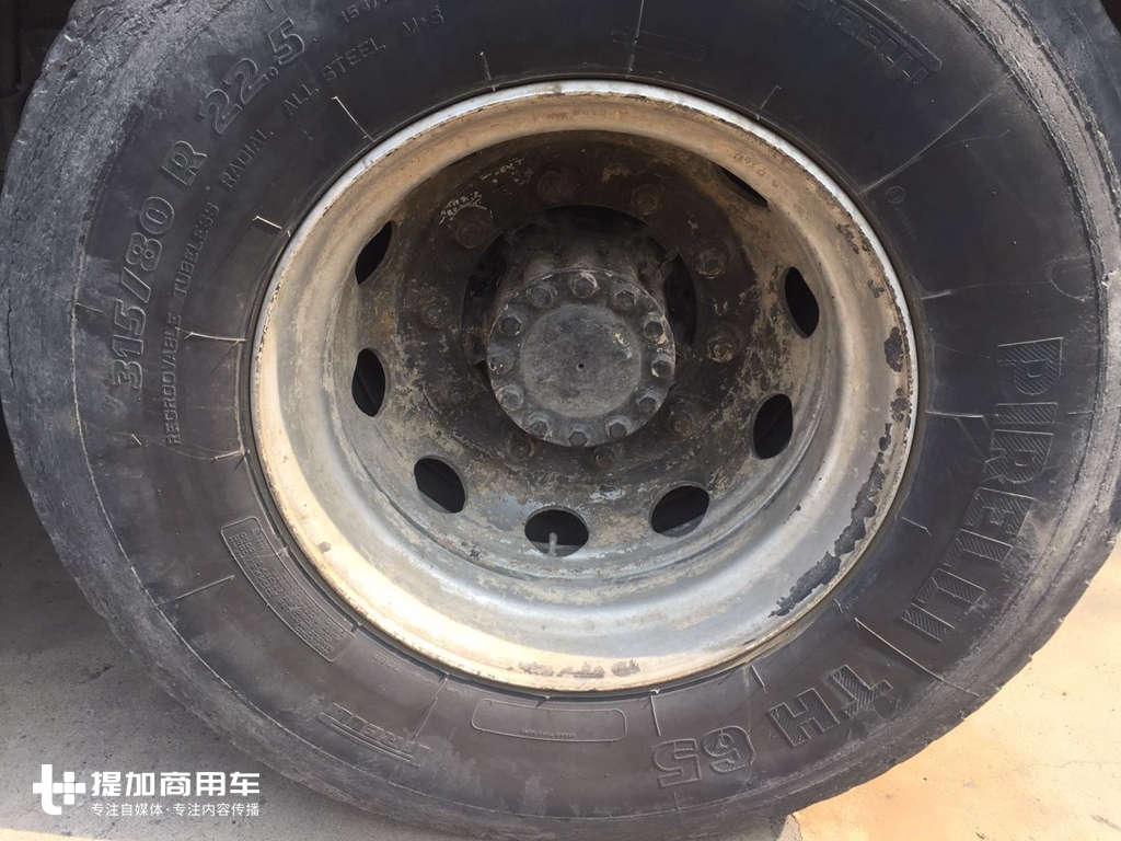 德龙F2000的原型车，17年车龄仍在服役，德国曼恩FE底盘卡车实拍 - 第13张
