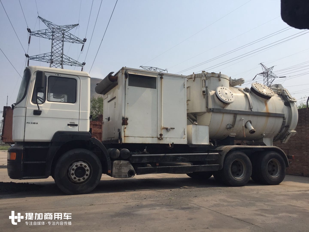 德龙F2000的原型车，17年车龄仍在服役，德国曼恩FE底盘卡车实拍 - 第17张