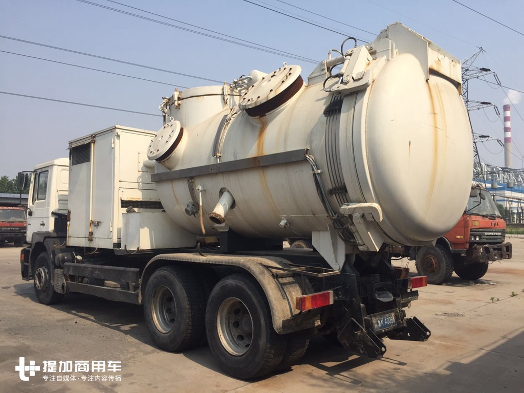 德龙F2000的原型车，17年车龄仍在服役，德国曼恩FE底盘卡车实拍 - 第19张