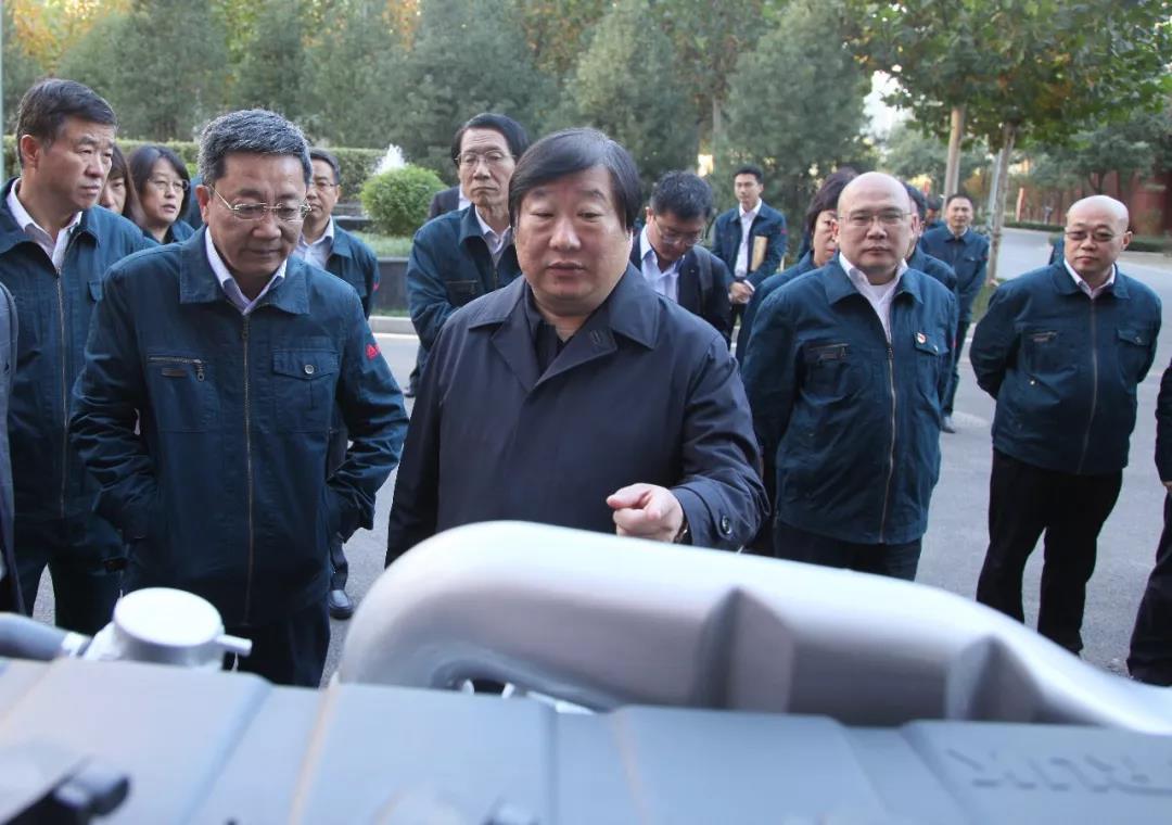 谭旭光：中国重汽要打造全系列商用车，加速迈进全球一流水平 - 第1张