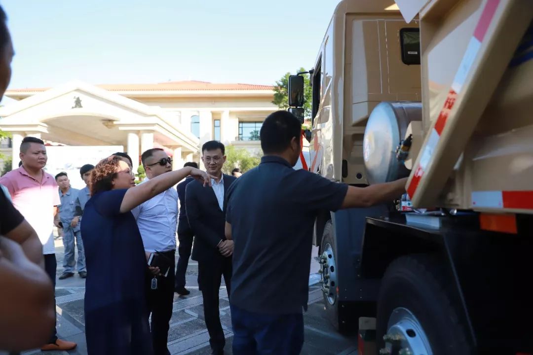 中集批量交付40辆LNG渣土车 全面助力“深圳蓝”建设 - 第3张