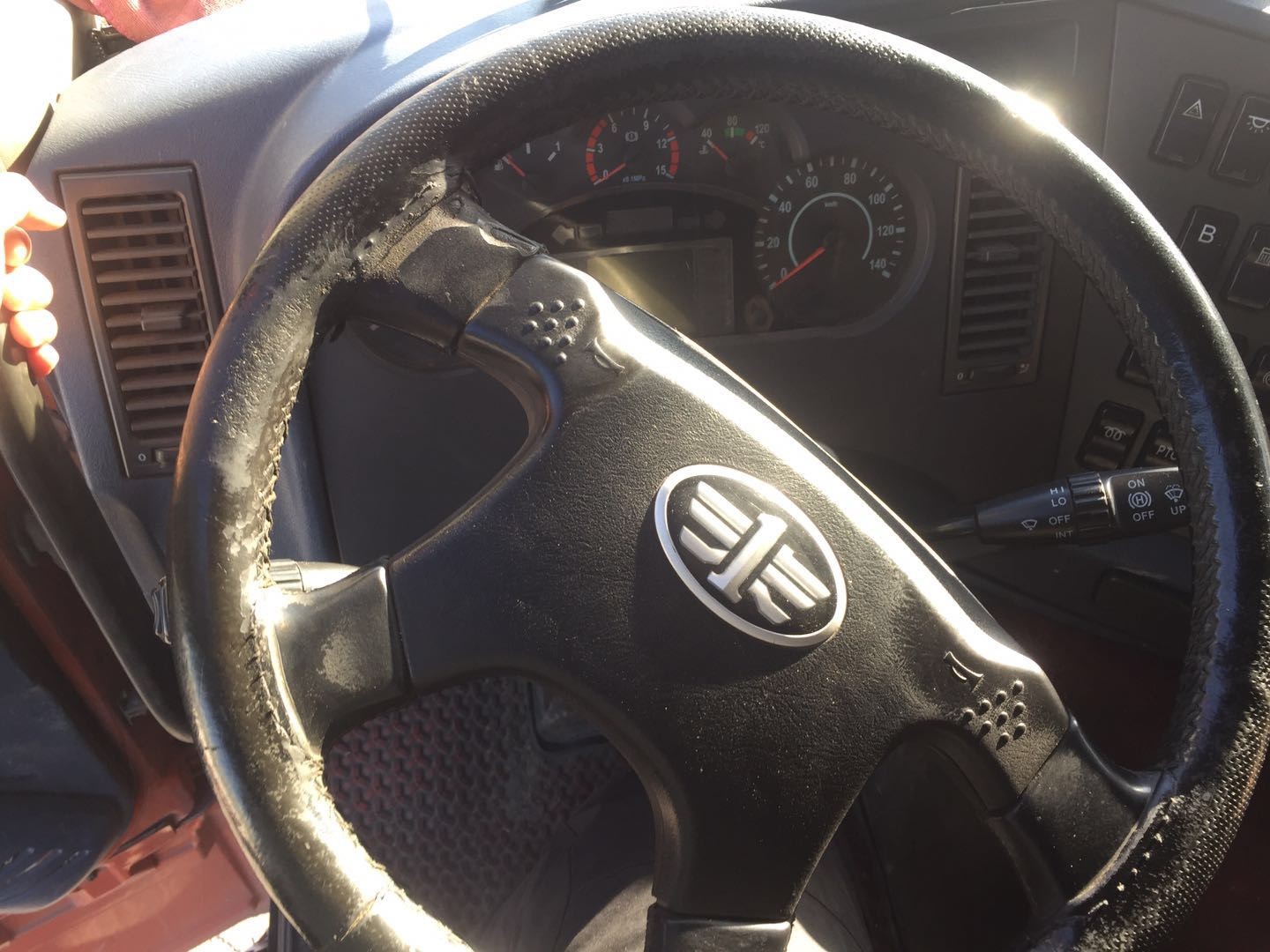 都在关注新上市的J7?这辆5年前的J6,底盘配置不比J7差 - 第5张 - 提加商用车网 都在关注新上市的J7?这辆5年前的J6,底盘配置不比J7差 - 第5张