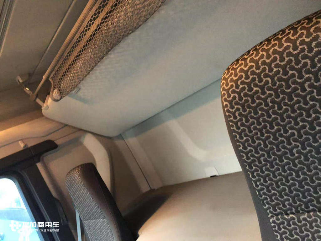 1300升容量油箱+液力缓速器,中通购入的低配版新款斯堪尼亚实拍 - 第8张 - 提加商用车网 1300升容量油箱+液力缓速器,中通购入的低配版新款斯堪尼亚实拍 - 第8张