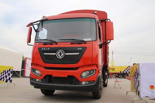 新东风天龙KL挑战成功 燃爆天龙哥大赛郑州半决赛 - 第10张 - 提加商用车网 新东风天龙KL挑战成功 燃爆天龙哥大赛郑州半决赛 - 第10张