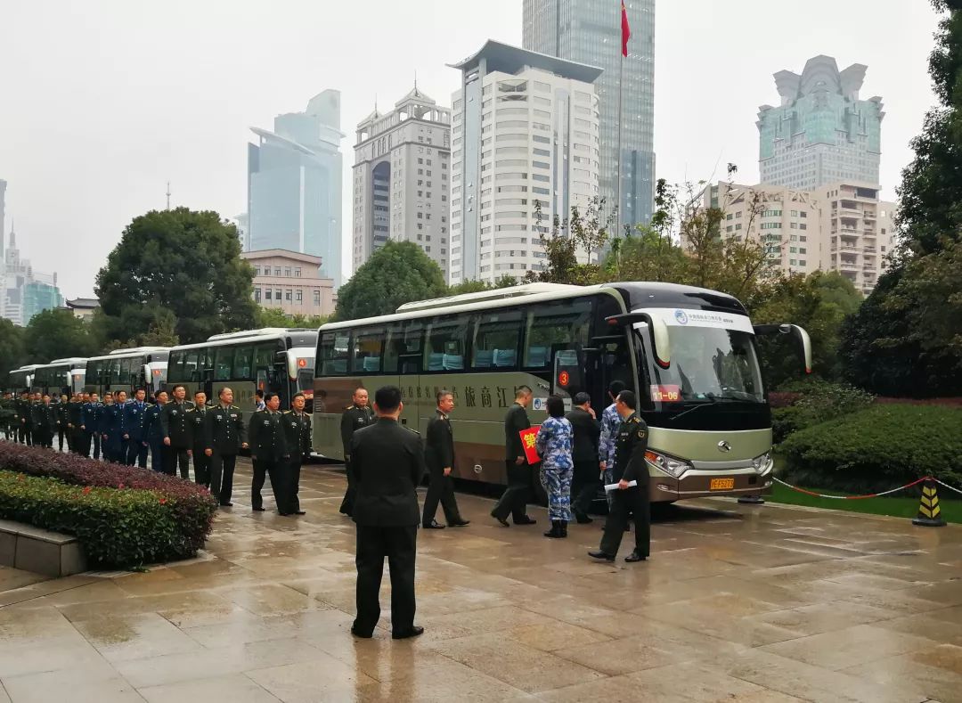 为中国制造之使命 金龙客车荣耀护航首届进博会 - 第7张