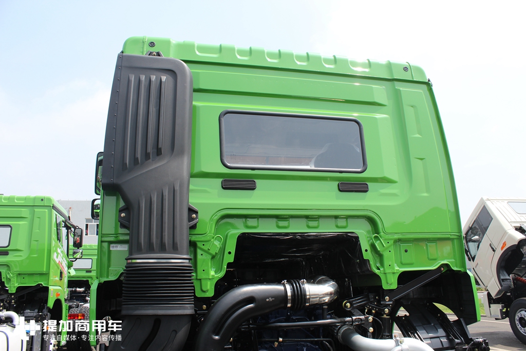 平顶驾驶室，配置不比牵引车差！解放JH6高端自卸车新品首曝光 - 第5张