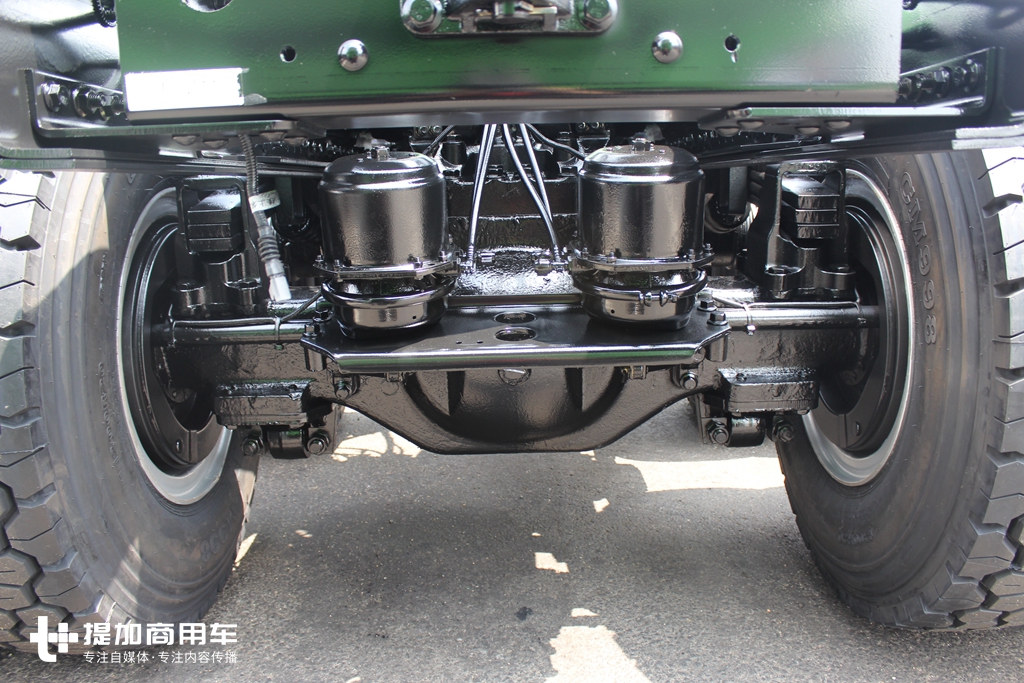 平顶驾驶室，配置不比牵引车差！解放JH6高端自卸车新品首曝光 - 第18张