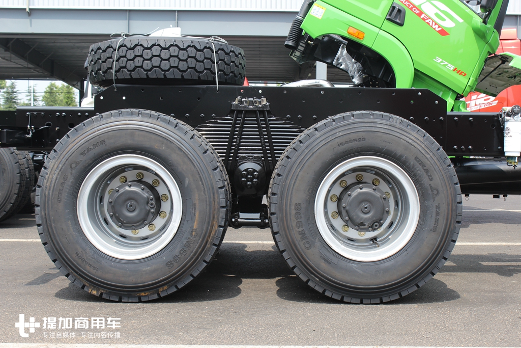 平顶驾驶室，配置不比牵引车差！解放JH6高端自卸车新品首曝光 - 第19张