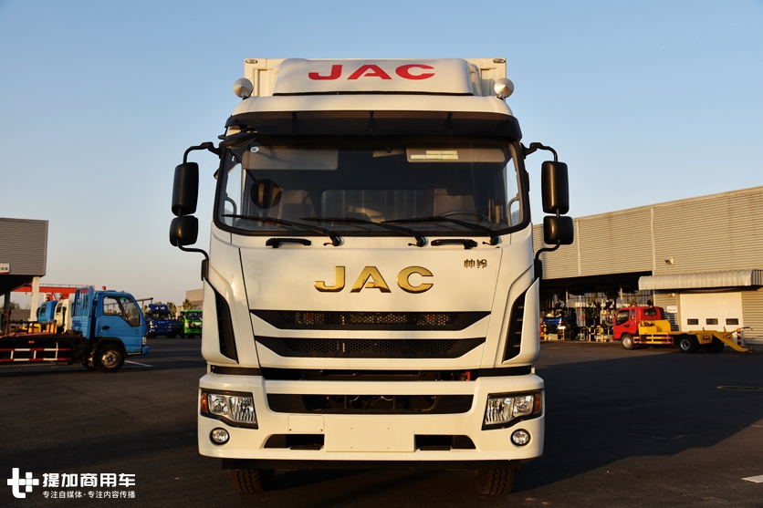 江淮帅铃又升级了,这次推出中卡车型,动力更猛,载货能力也更强了 - 第1张 - 提加商用车网 江淮帅铃又升级了,这次推出中卡车型,动力更猛,载货能力也更强了 - 第1张