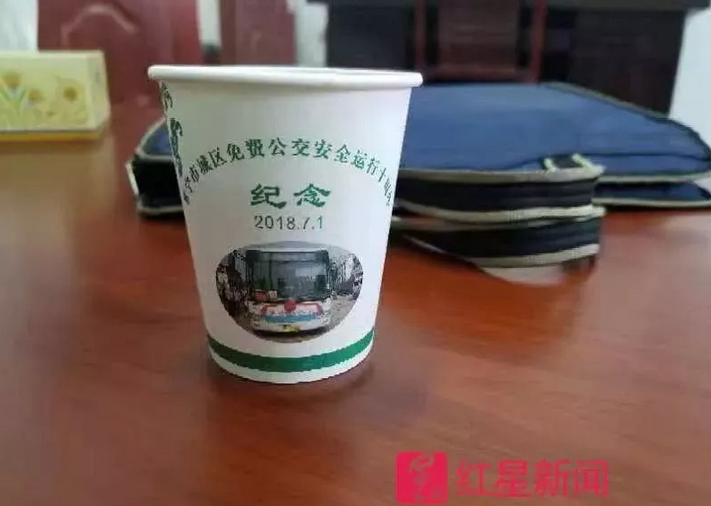 全国首个公交免费城市的十年:从50辆变21辆,仍未放弃 - 第3张 - 提加商用车网 全国首个公交免费城市的十年:从50辆变21辆,仍未放弃 - 第3张