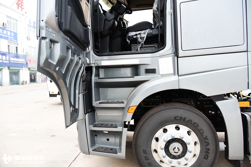 国产旗舰重卡中最值得买的车型?老司机带您重新认识格尔发K7 - 第14张 - 提加商用车网 国产旗舰重卡中最值得买的车型?老司机带您重新认识格尔发K7 - 第14张