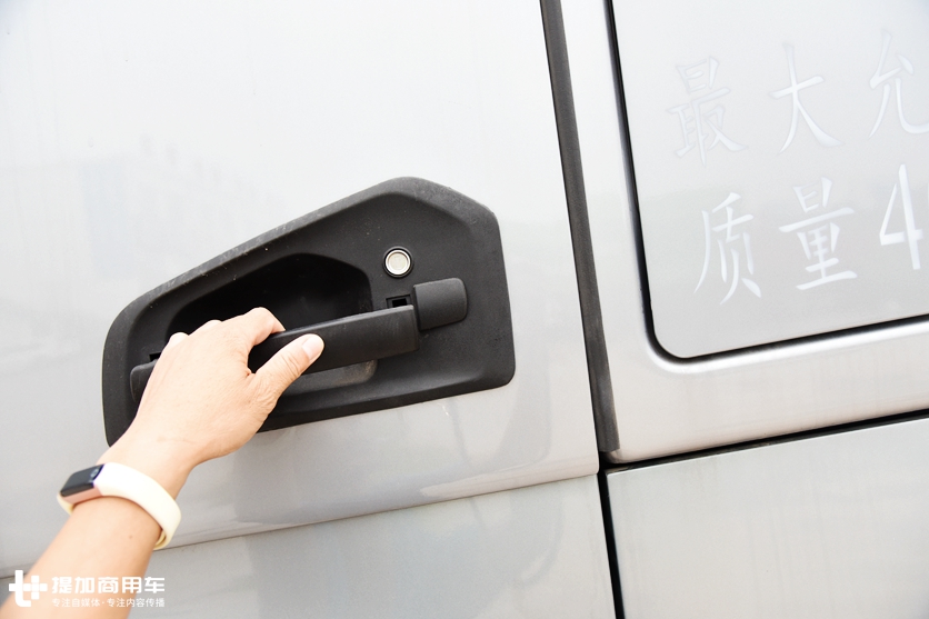 国产旗舰重卡中最值得买的车型?老司机带您重新认识格尔发K7 - 第15张 - 提加商用车网 国产旗舰重卡中最值得买的车型?老司机带您重新认识格尔发K7 - 第15张