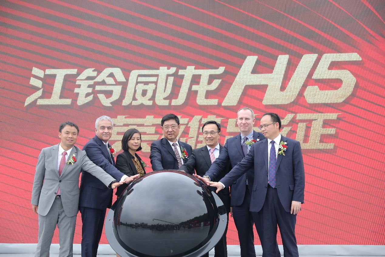 千里江铃一日还——江铃重汽宽体驾驶室车型威龙HV5重卡正式上市 - 第2张 - 提加商用车网 千里江铃一日还——江铃重汽宽体驾驶室车型威龙HV5重卡正式上市 - 第2张